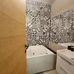 74suite & Wellness & Underground Parking Self Check In * Sibenik